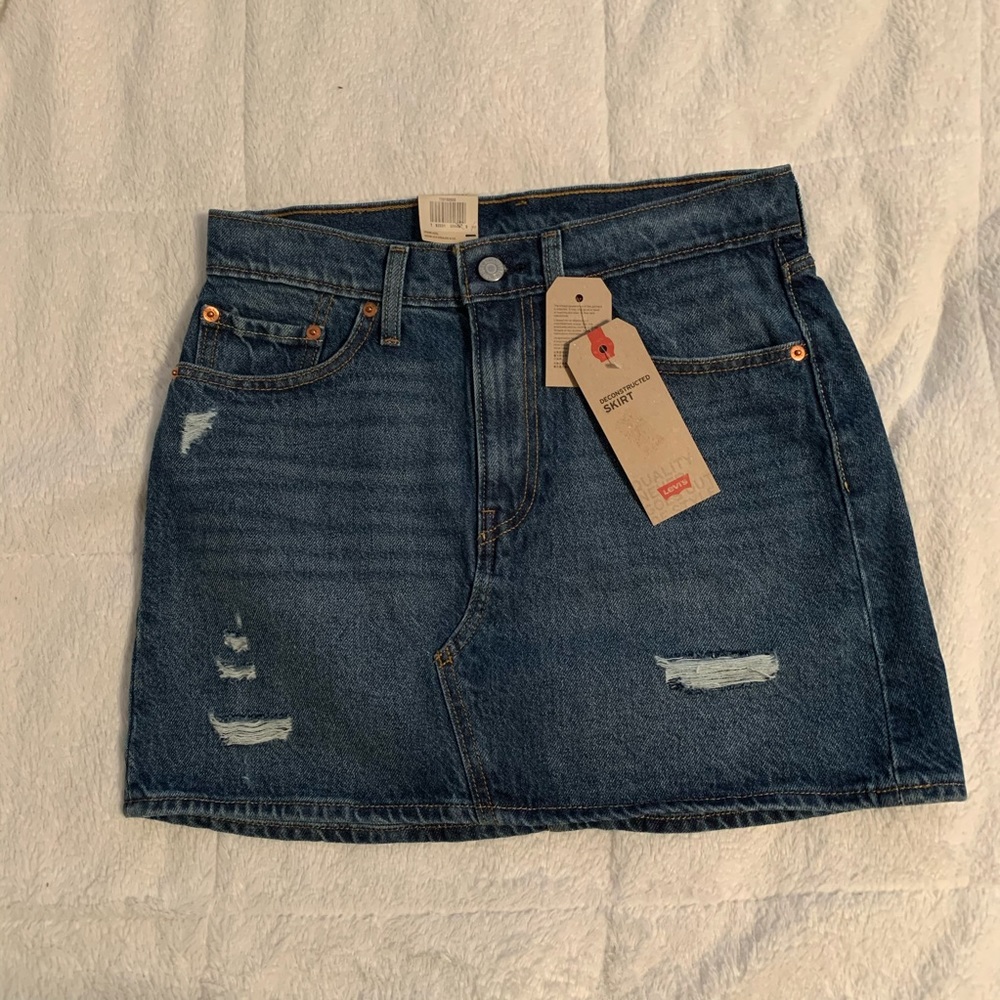 Women’s Levi’s Skirt
